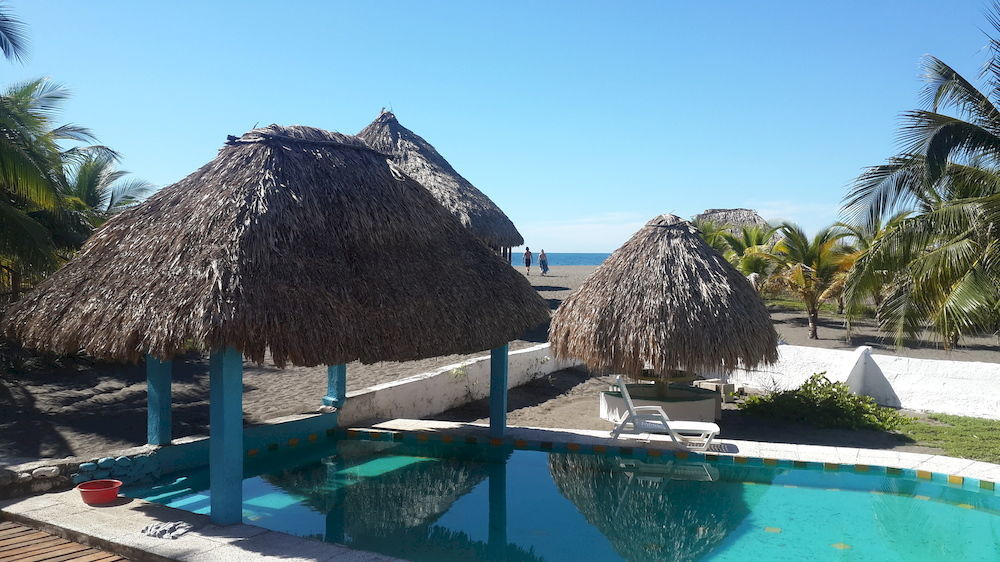 Eco-Hotel Playa Quilombo Las Lisas Exterior photo