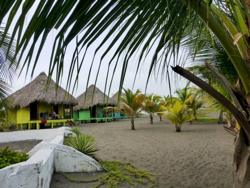 Eco-Hotel Playa Quilombo Las Lisas Exterior photo
