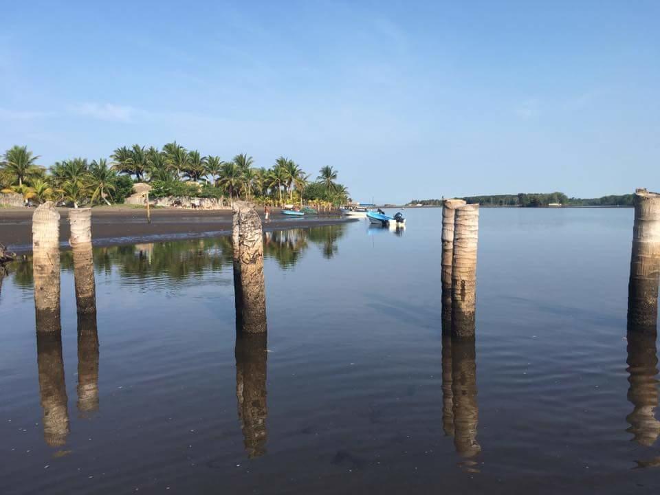 Eco-Hotel Playa Quilombo Las Lisas Exterior photo