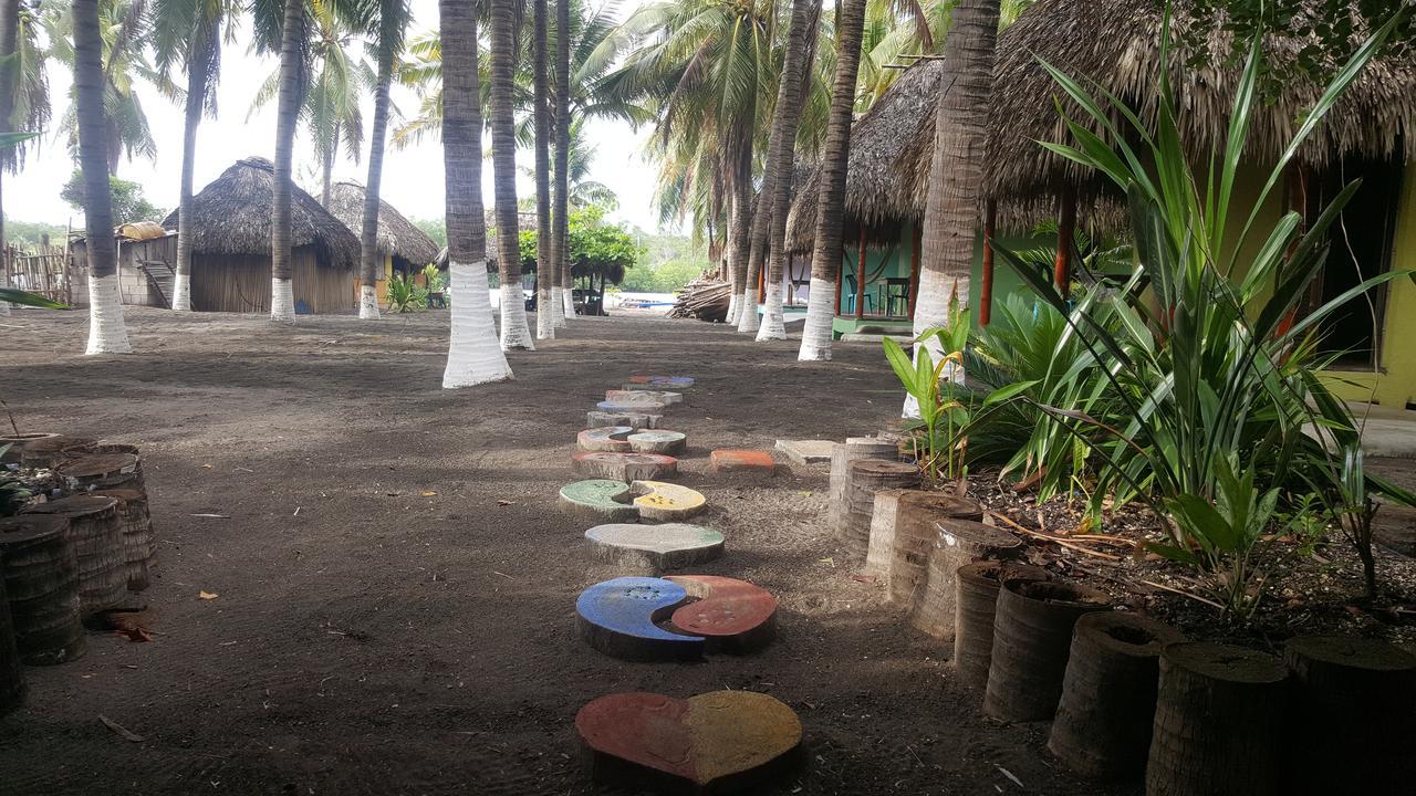 Eco-Hotel Playa Quilombo Las Lisas Exterior photo