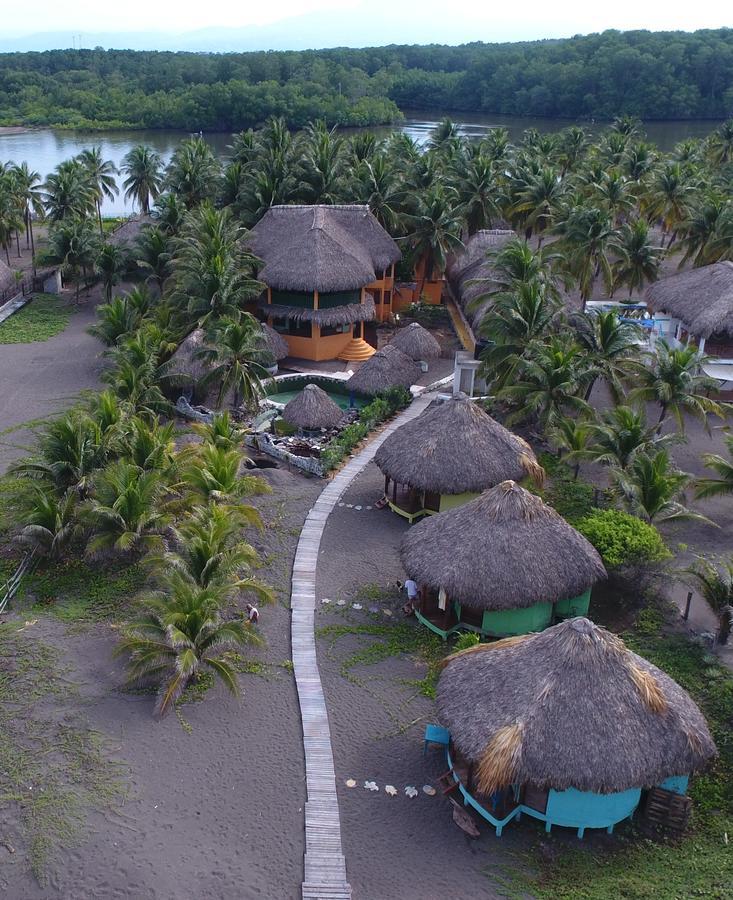 Eco-Hotel Playa Quilombo Las Lisas Exterior photo