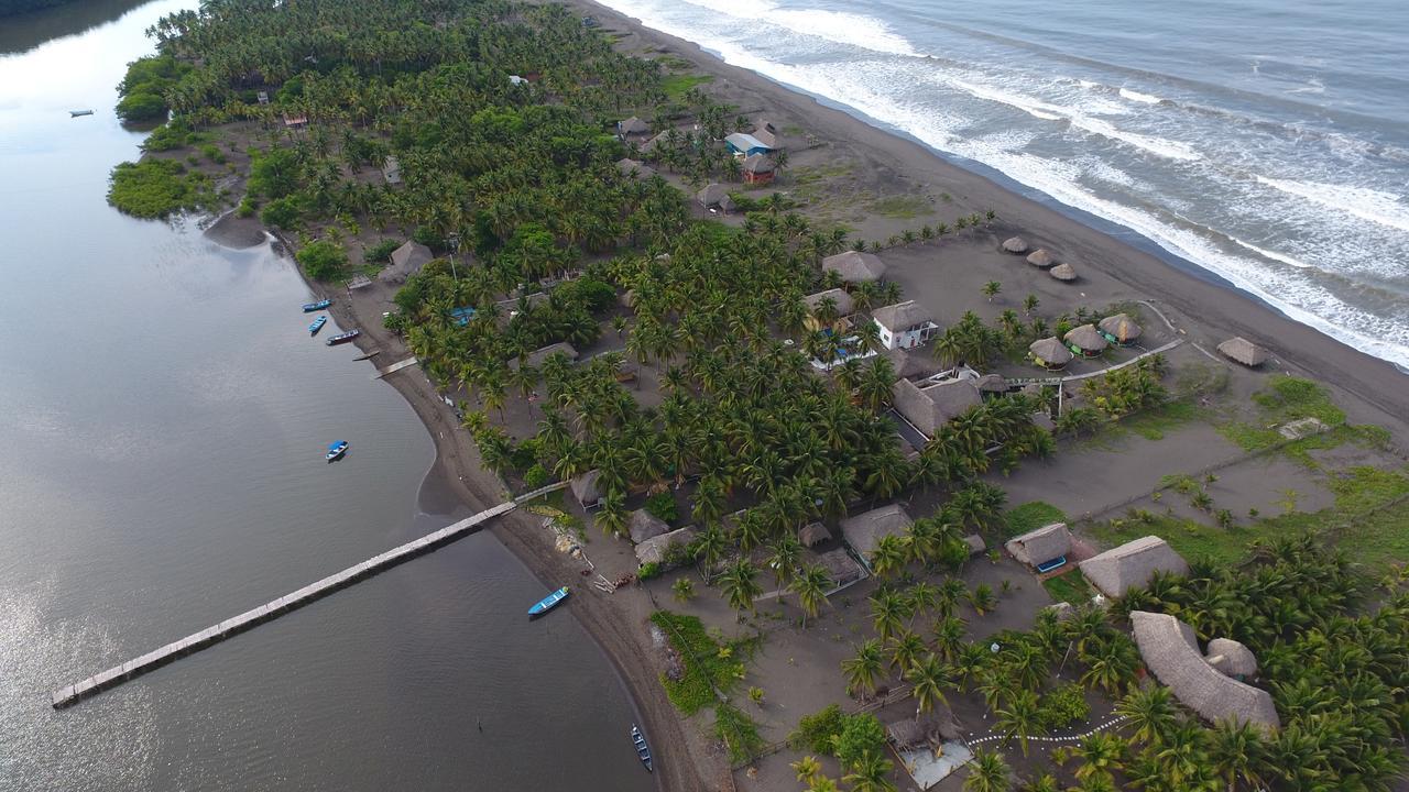 Eco-Hotel Playa Quilombo Las Lisas Exterior photo