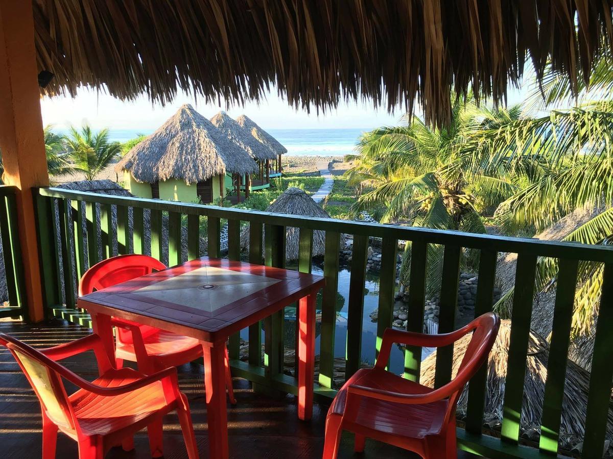 Eco-Hotel Playa Quilombo Las Lisas Exterior photo